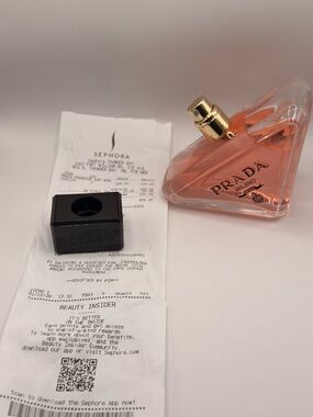 Pravda paradoxe comes with authentic Sephora receipt and bag